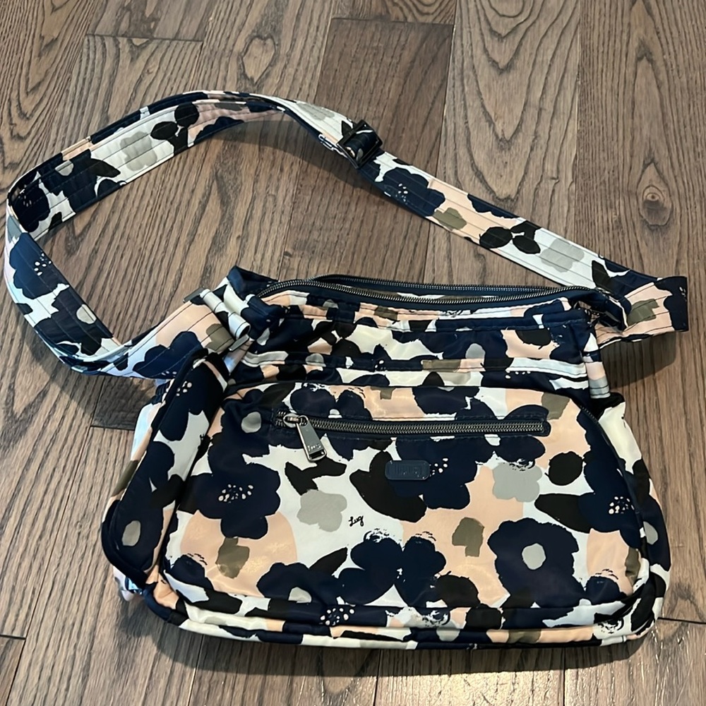 Lug bag